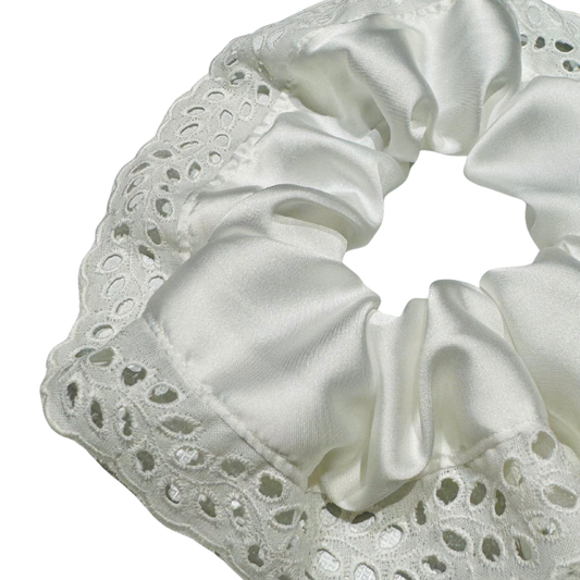 Scrunchy en soie à dentelles vintage