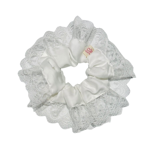 Scrunchy en soie à dentelles vintage