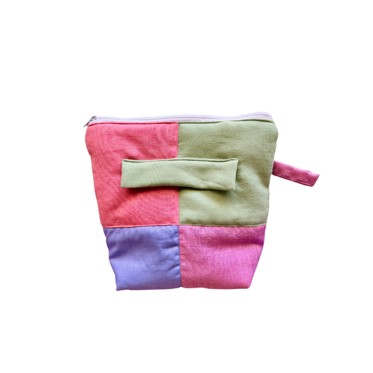 Troussass de toilettes rose, vert, lila et violet