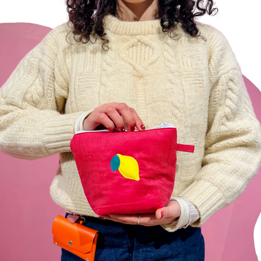 Pochass rose en velours côtelé à motif citron