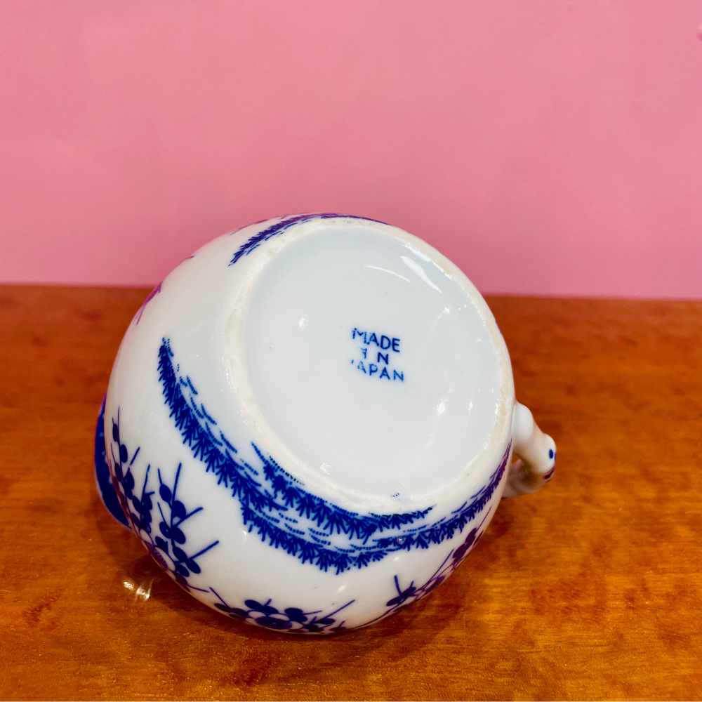 Crémier en porcelaine du Japon