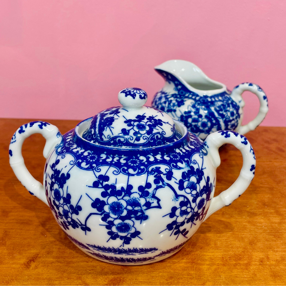 Pot à sucre en porcelaine du Japon