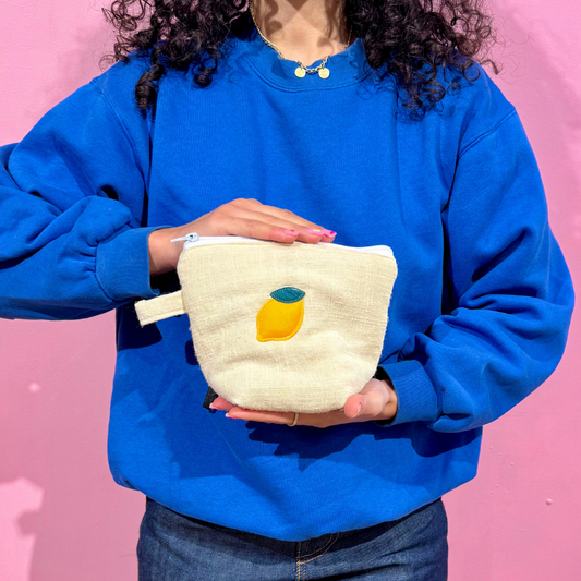 Pochass citron sur fond crème