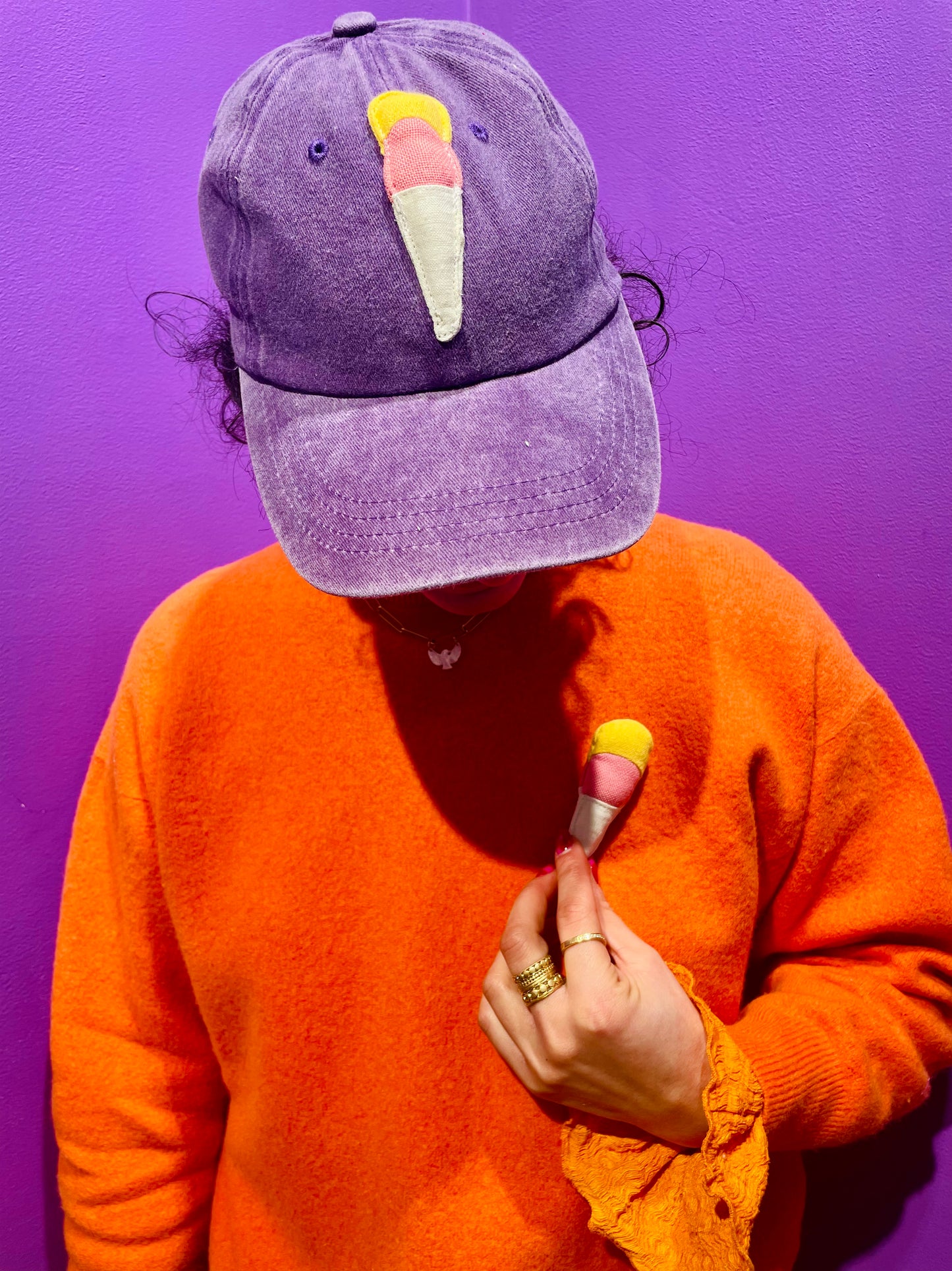 Casquette violet motif glace