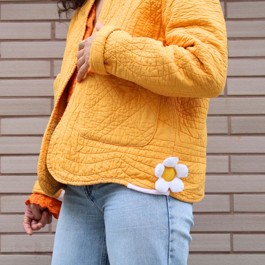 Veste orange à fleurs 3D