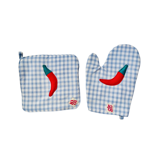 Ensemble manique + gant piment sur fond vichy bleu clair
