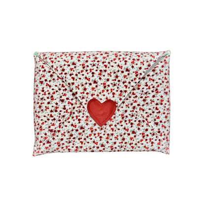 Pochette d'ordi à fleurs rouges 💌