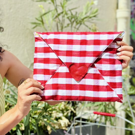 Pochette d'ordi vichy rouge 💌