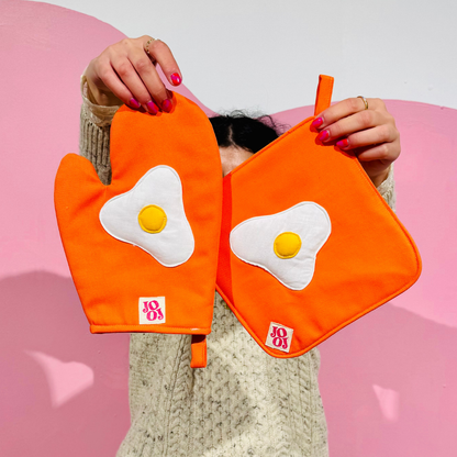 Ensemble manique + gant orange à motif œuf au plat