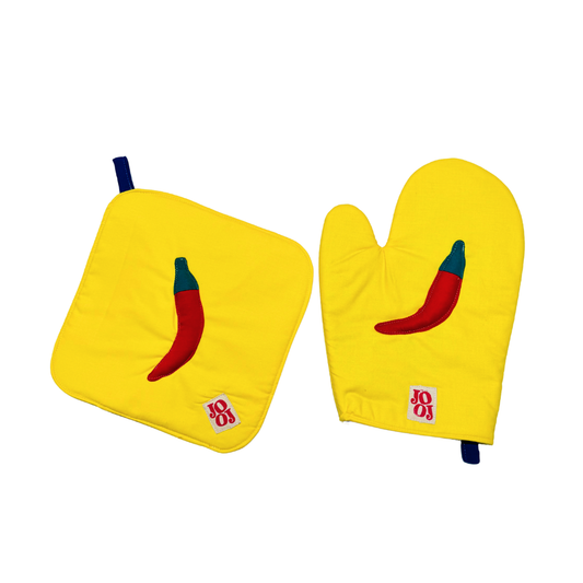 Ensemble manique + gant piment sur fond jaune