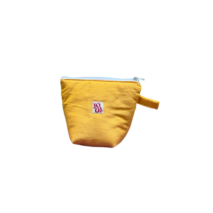 Pochass jaune avec œuf au plat