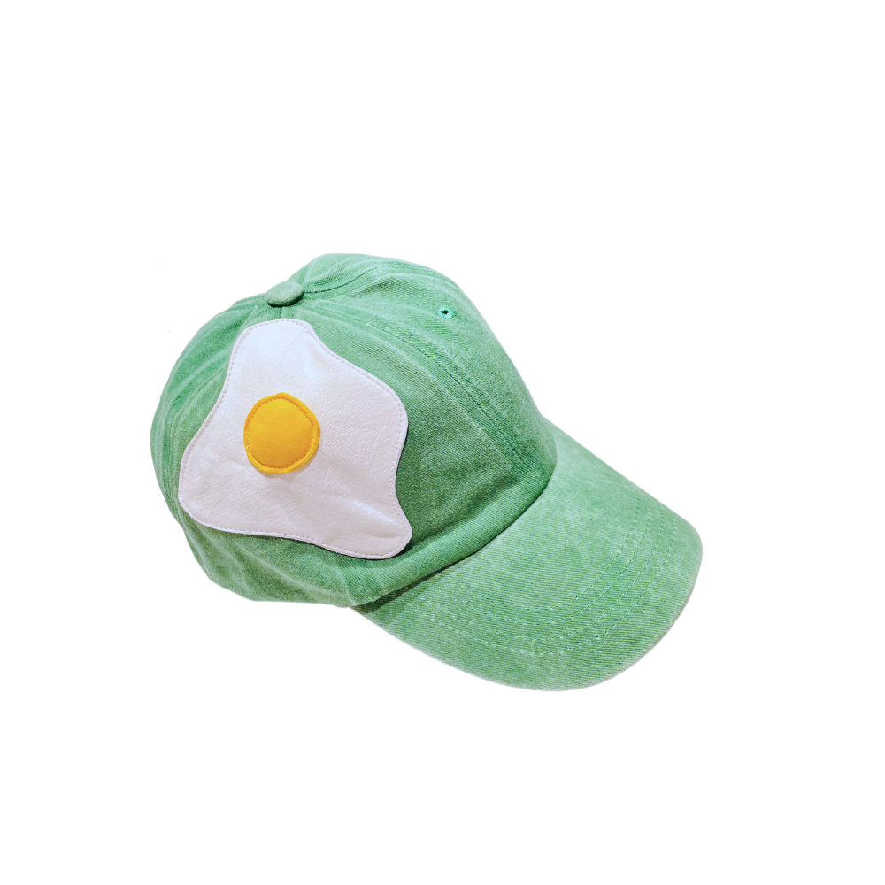 Casquette custœufmisée verte !