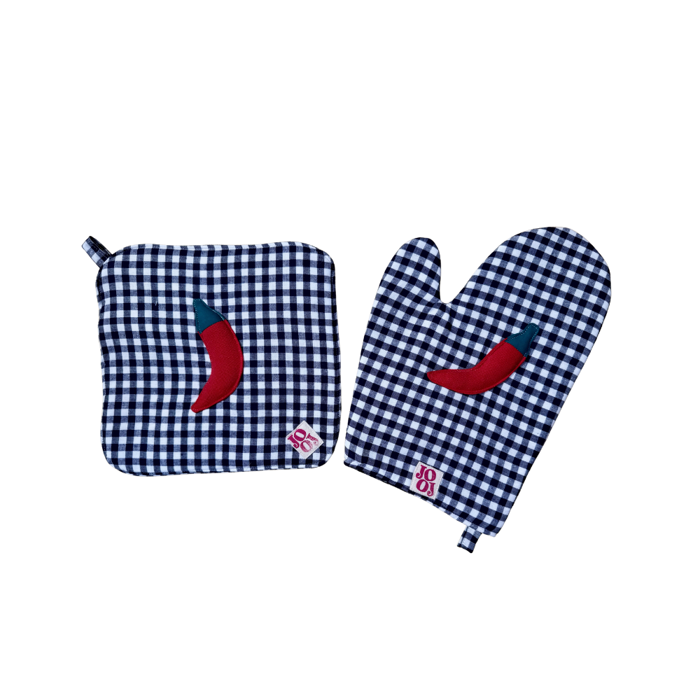 Ensemble manique + gant piment sur fond bleu marine vichy