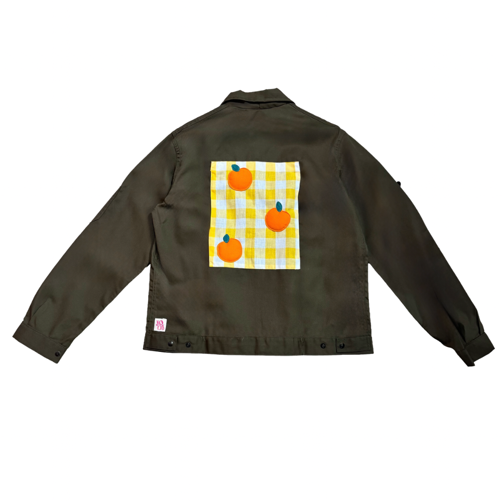 Veste marron à motif vichy jaune et oranges 3D