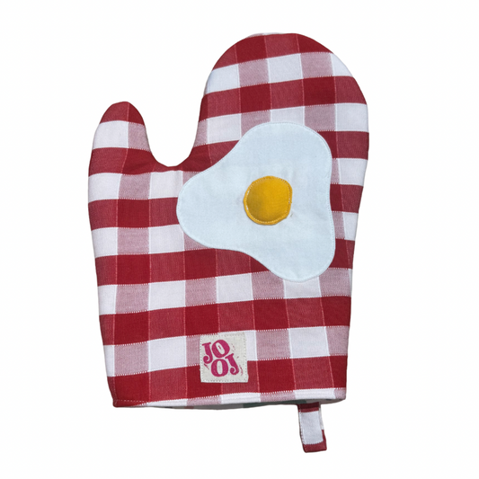 Ensemble manique + gant œuf au plat sur fond vichy rouge